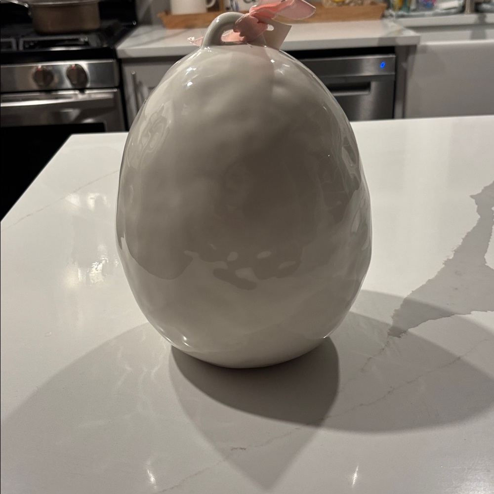 Rae Dunn “HAPPY SPRING” Cream & Black Ceramic Egg w Pink Ribbon… NWT - Picture 4 of 5